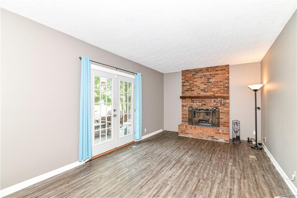 8633 Fox Ridge Lane Indianapolis, IN 46256 - Photo 12 of 34 Gallery Image 12