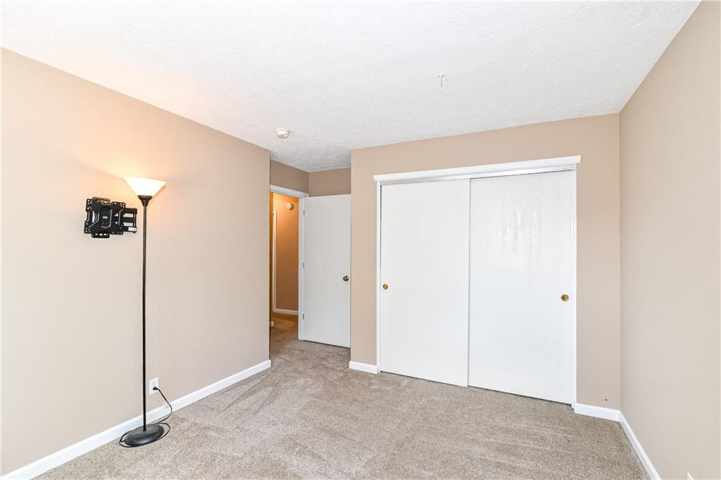 8633 Fox Ridge Lane Indianapolis, IN 46256 - Photo 20 of 34 Gallery Image 20