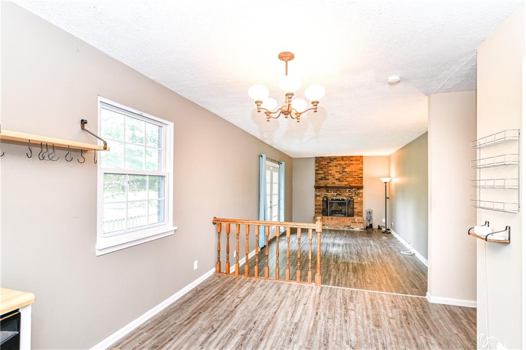 8633 Fox Ridge Lane Indianapolis, IN 46256 - Photo 9 of 34 Gallery Image 9
