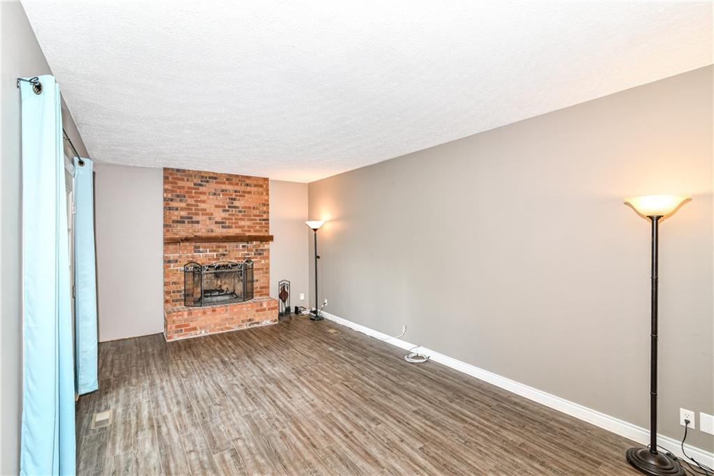 8633 Fox Ridge Lane Indianapolis, IN 46256 - Photo 10 of 34 Gallery Image 10