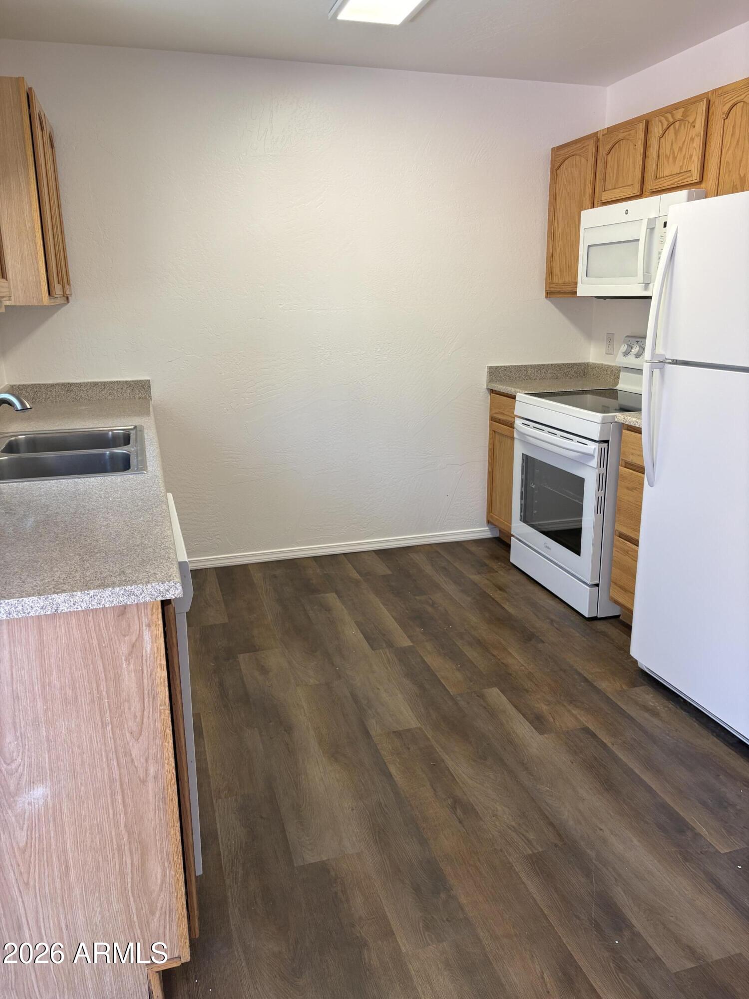 4690 Monument Way Rimrock, AZ 86335 - Photo 4 of 15