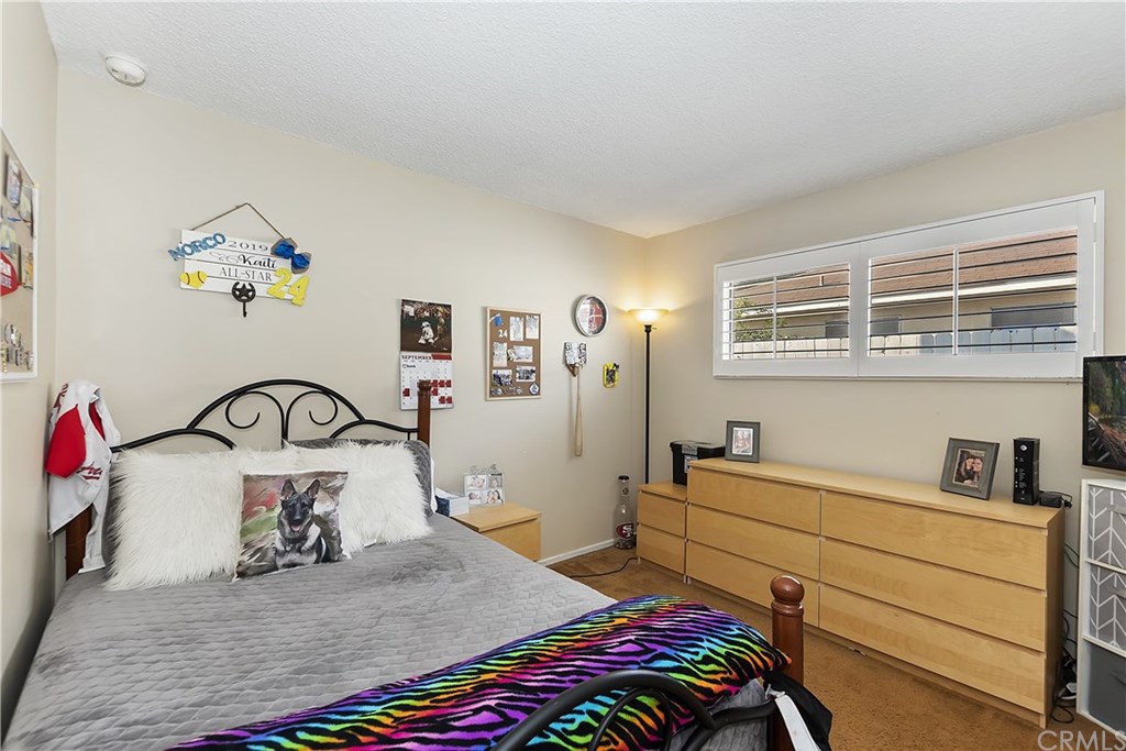 8372 Raintree Avenue Riverside, CA 92504 - Photo 21 of 35