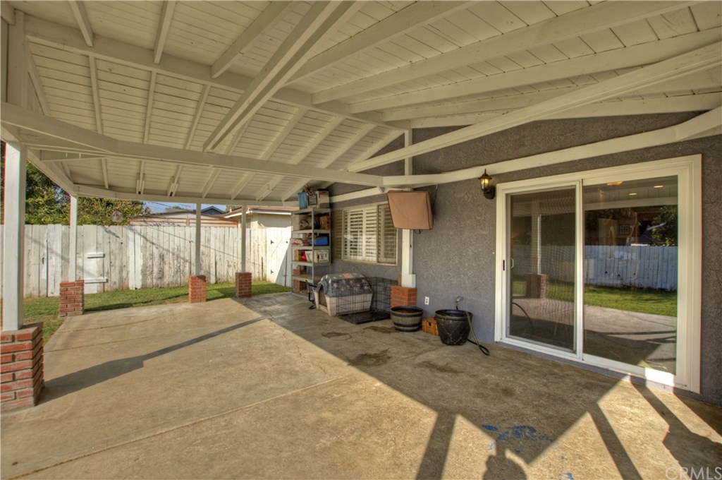 8372 Raintree Avenue Riverside, CA 92504 - Photo 24 of 35