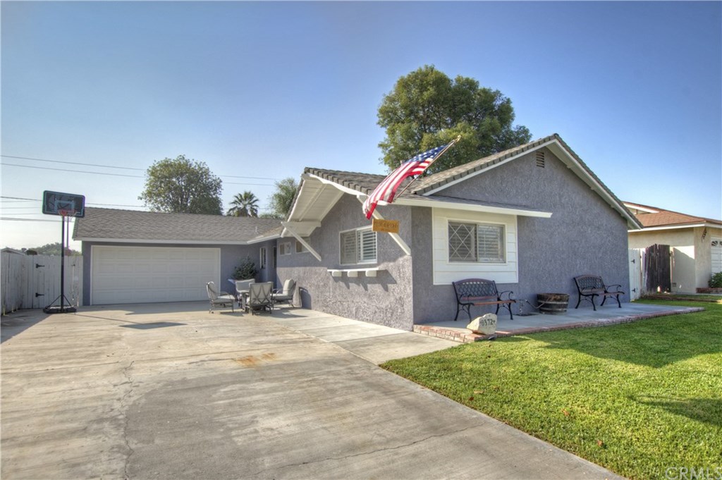 8372 Raintree Avenue Riverside, CA 92504 - Photo 34 of 35