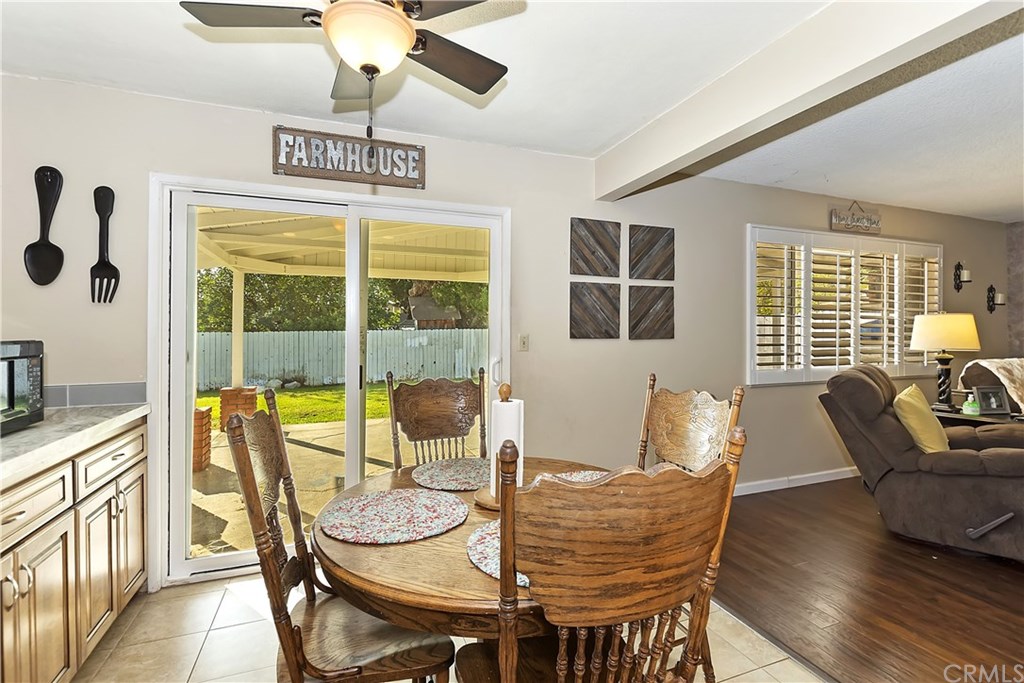 8372 Raintree Avenue Riverside, CA 92504 - Photo 10 of 35