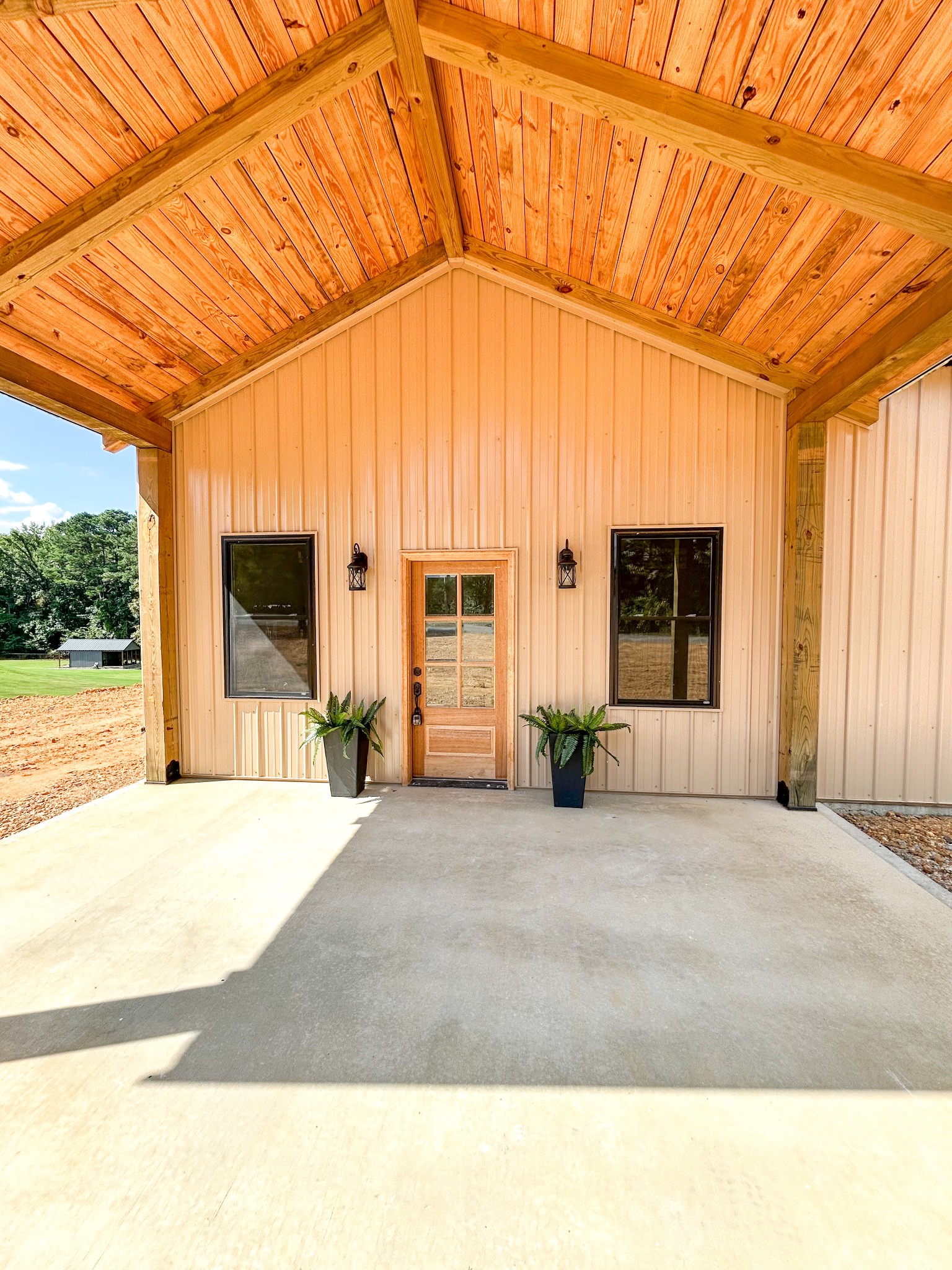 1539 Bull Durham Road Springville, TN 38256 - Photo 5 of 26 a black and white photo of a house