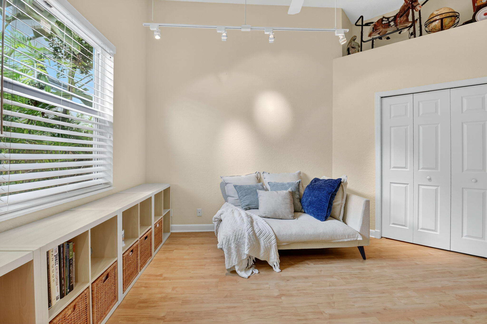 6535 Somerset Circle Boca Raton, FL 33496 - Photo 41 of 59 a living room with furniture and a rug