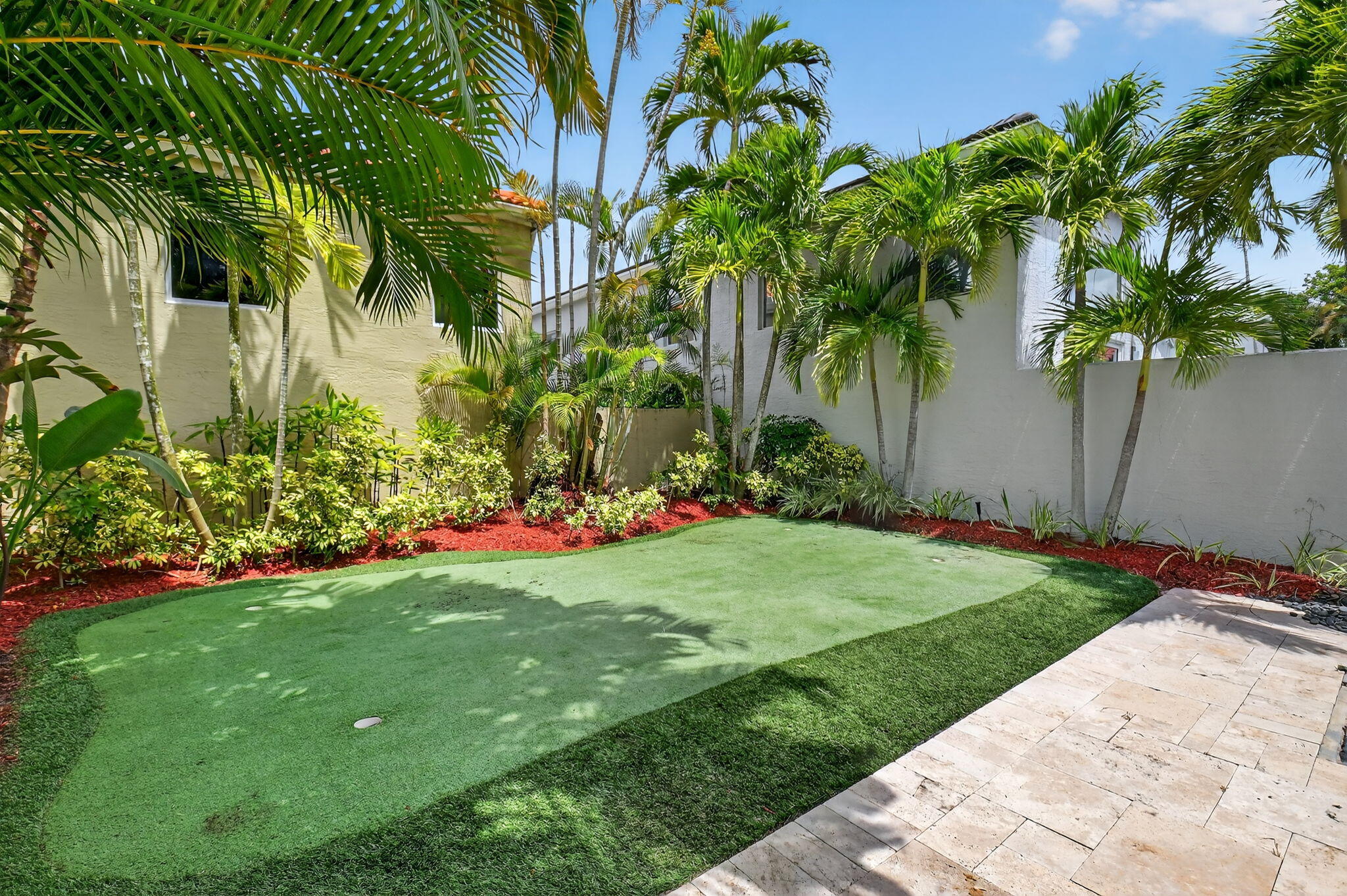 6535 Somerset Circle Boca Raton, FL 33496 - Photo 50 of 59 a view of a backyard with a plants