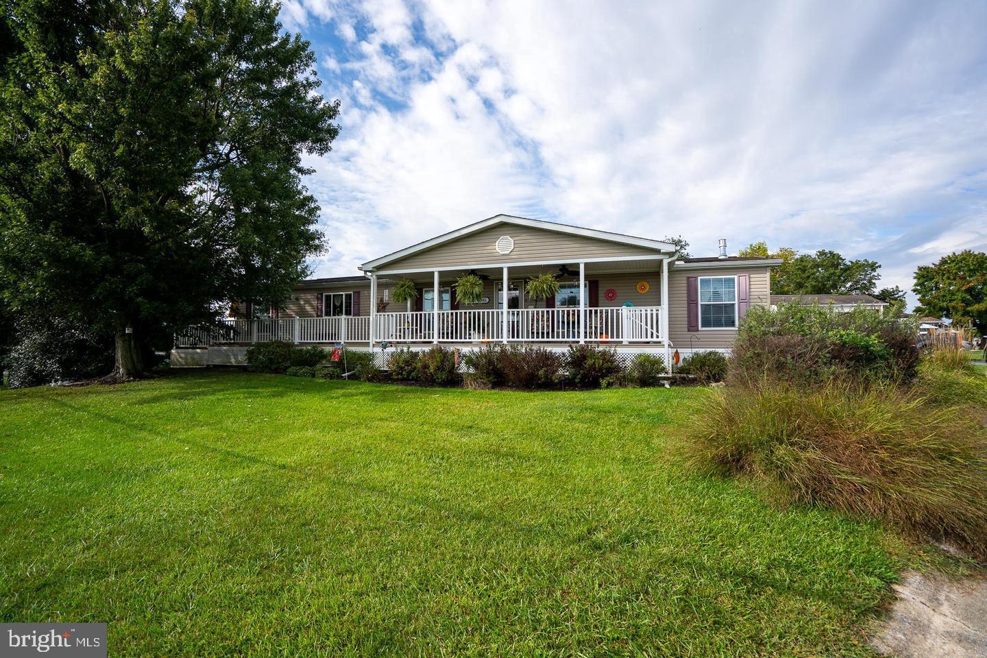 133 Ridgewood Manor Manheim, PA 17545 - Photo 2 of 35 Gallery Image 2