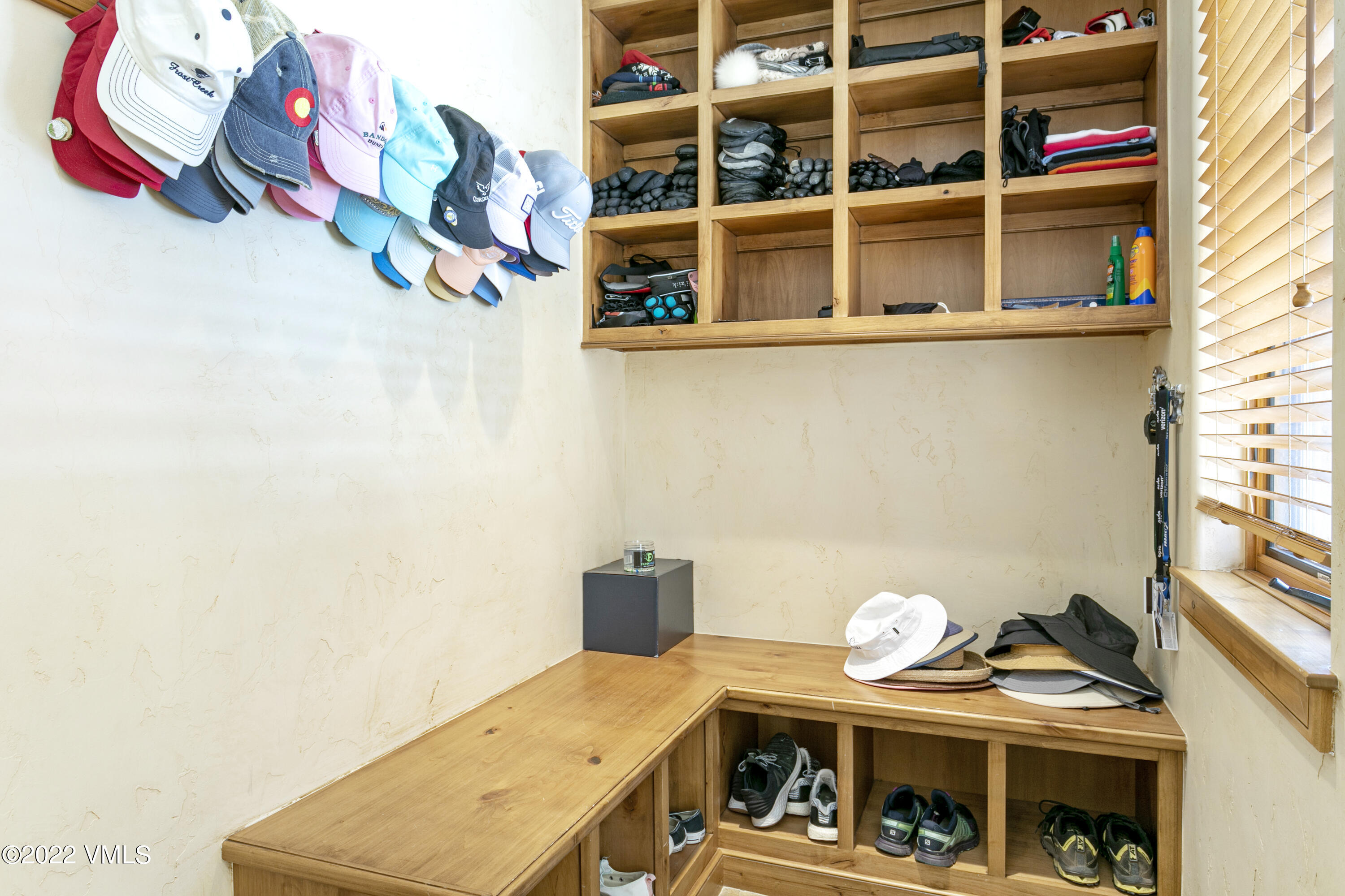 875 Cordillera Way Edwards, CO 81632 - Photo 47 of 57 a view of a workspace