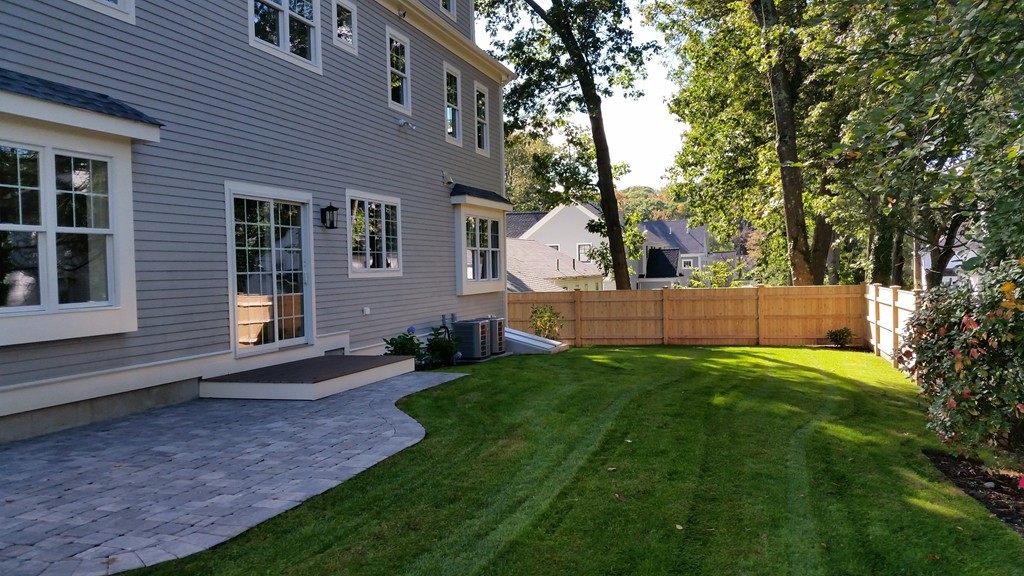 25 Rae Avenue Needham, MA 02492 - Photo 2 of 23