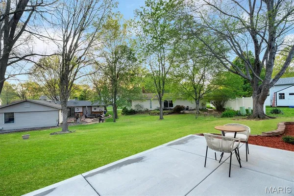 $379,900 | 17 Atwood Drive, St. Peters, MO 63376