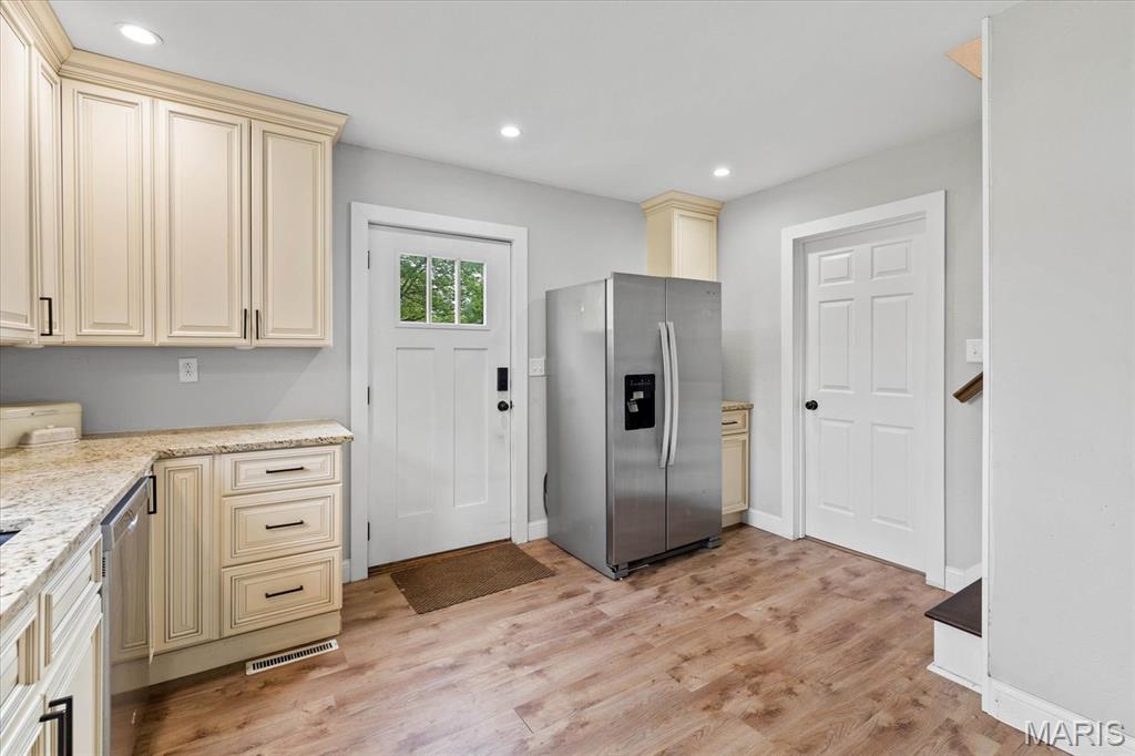 134 Maple Street O'Fallon, IL 62269 - Photo 11 of 26 Gallery Image 11