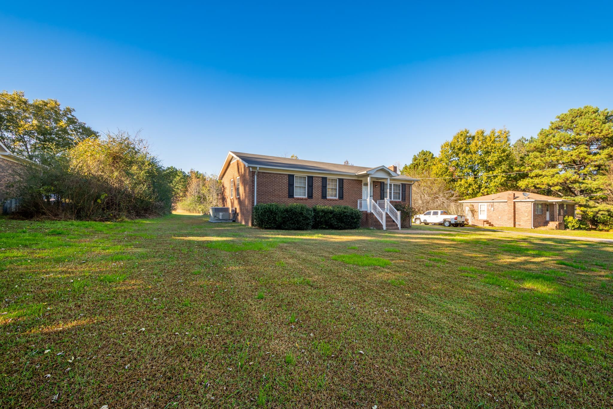 2294 Oak Grove Road Goodspring, TN 38460 - Photo 3 of 40 a view of a house with a big yard