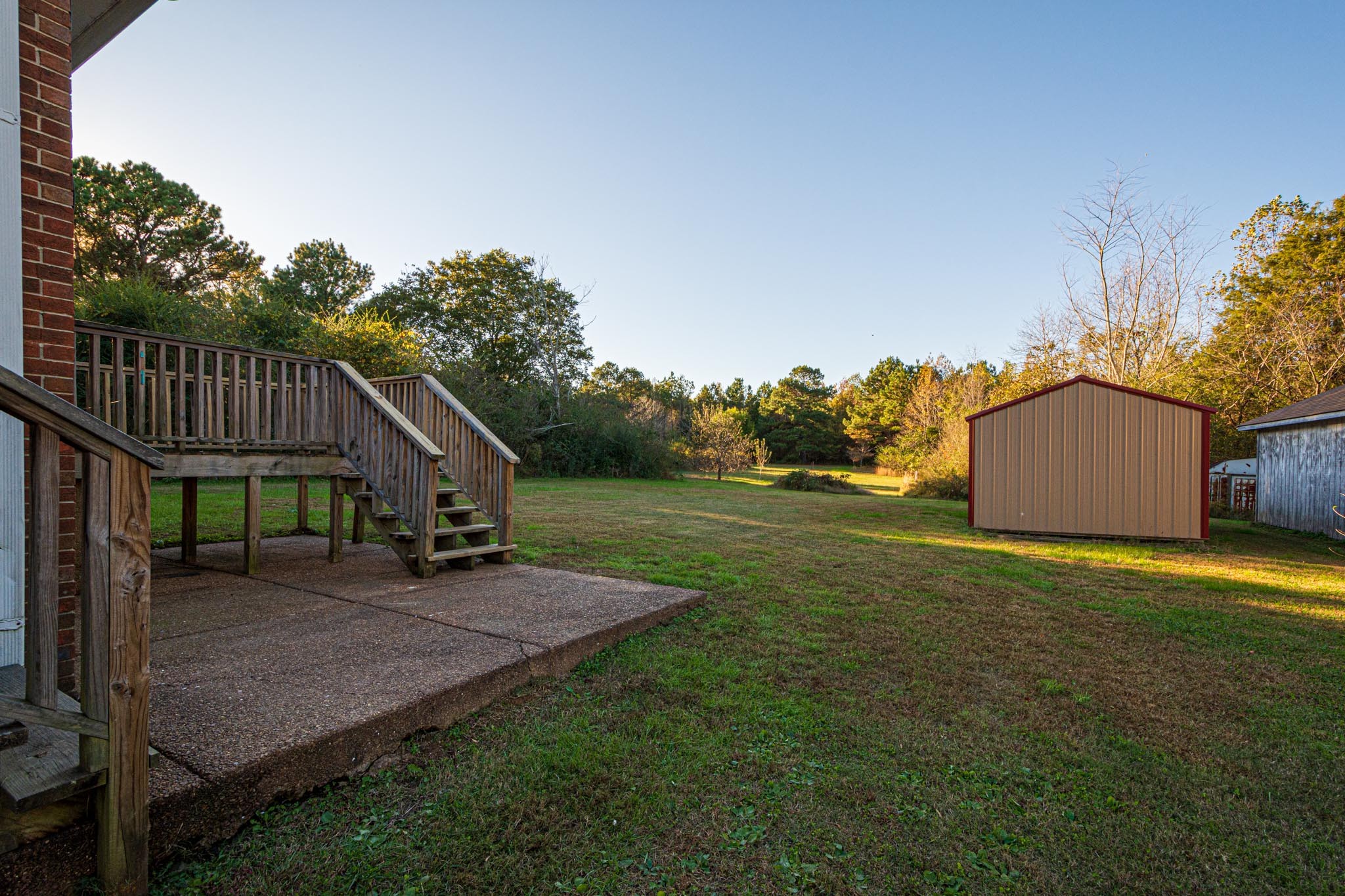 2294 Oak Grove Road Goodspring, TN 38460 - Photo 36 of 40 a view of a house with backyard and sitting area