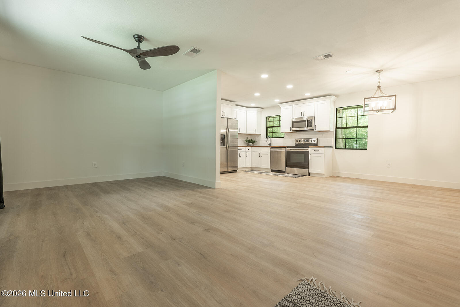 809 Jarrell Street Picayune, MS 39466 - Photo 13 of 41 C2_09710-HDR