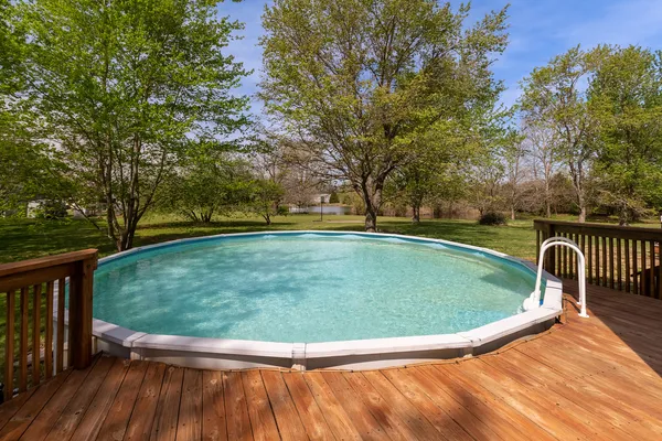 $389,000 | 18199 Pittsburg Road, Johnston City, IL 62951