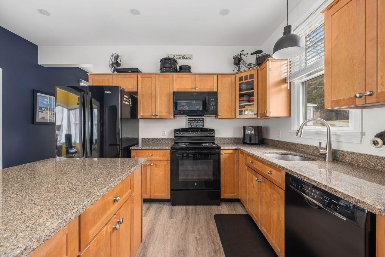 454 Post Road, Unit 119 Wells, ME 04090 - Photo 9 of 44 3G0A9642