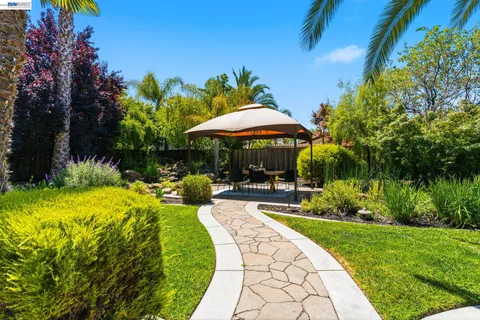 $3,895,000 | 3734 Mohr Avenue, Pleasanton, CA 94566