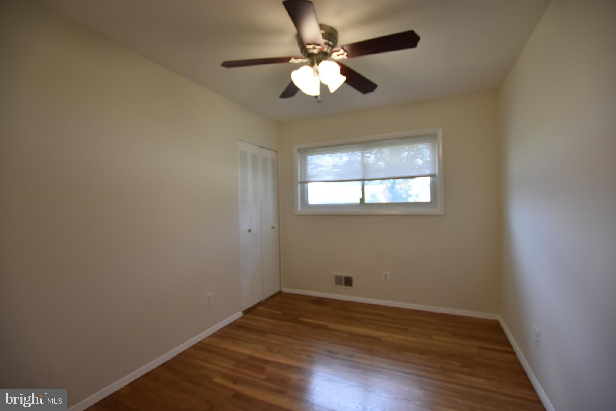 4015 Heathfield Road Rockville, MD 20853 - Photo 11 of 26