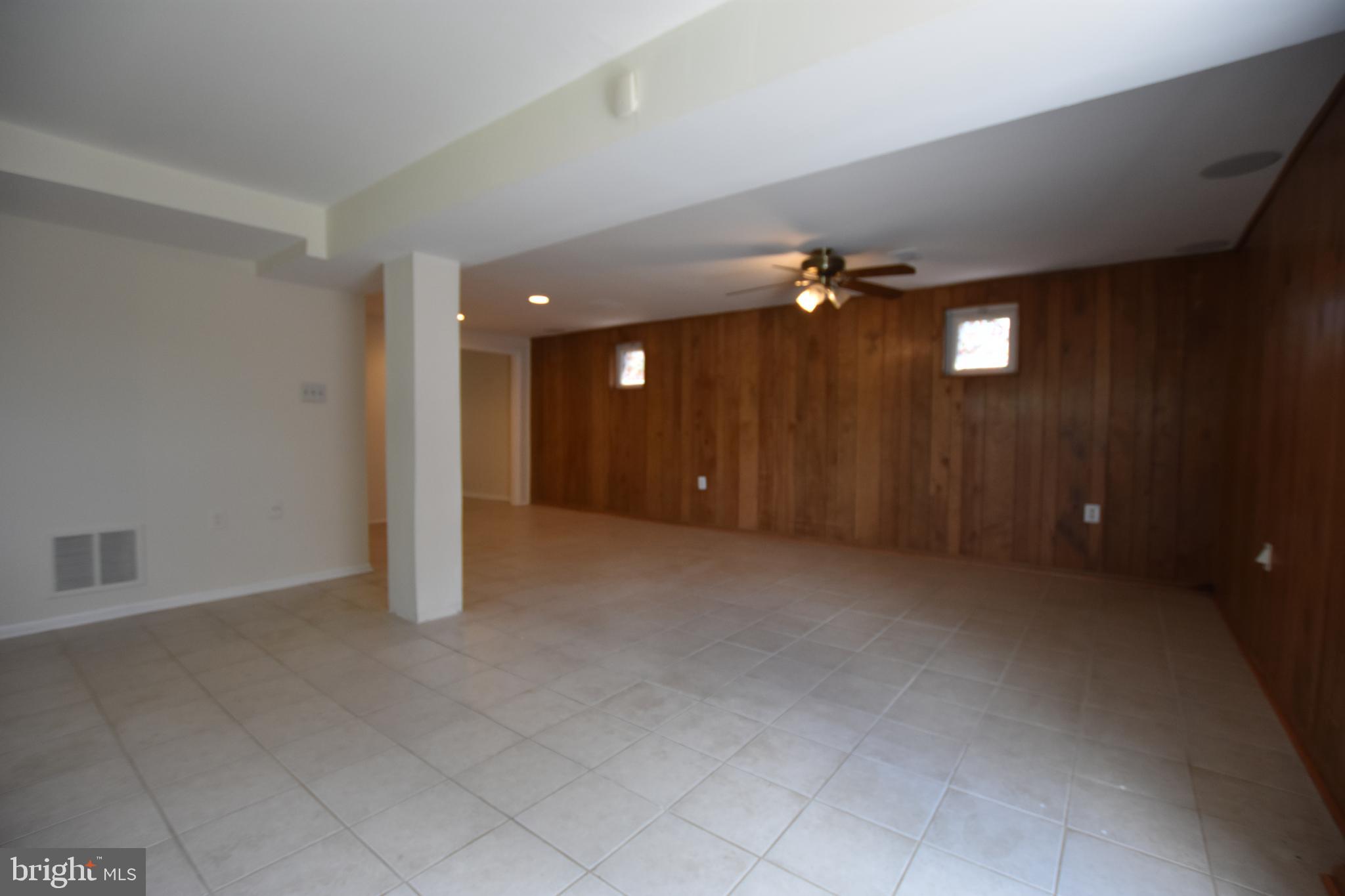 4015 Heathfield Road Rockville, MD 20853 - Photo 20 of 26