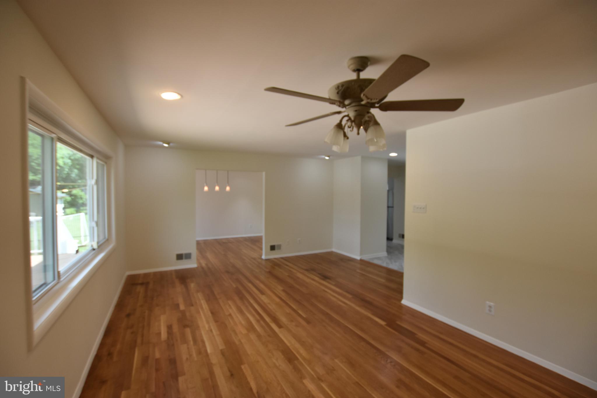 4015 Heathfield Road Rockville, MD 20853 - Photo 2 of 26