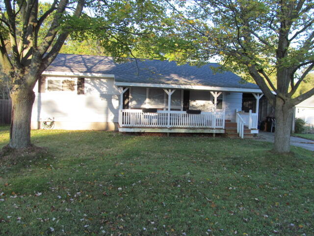 1555 Riblet Street Muskegon, MI 49445 - Photo 1 of 16 IMG_4686