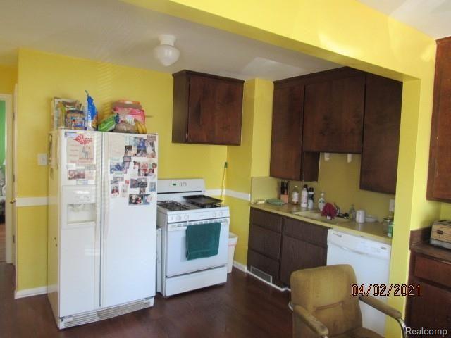 12308 Lansdowne Street Detroit, MI 48224 - Photo 13 of 29