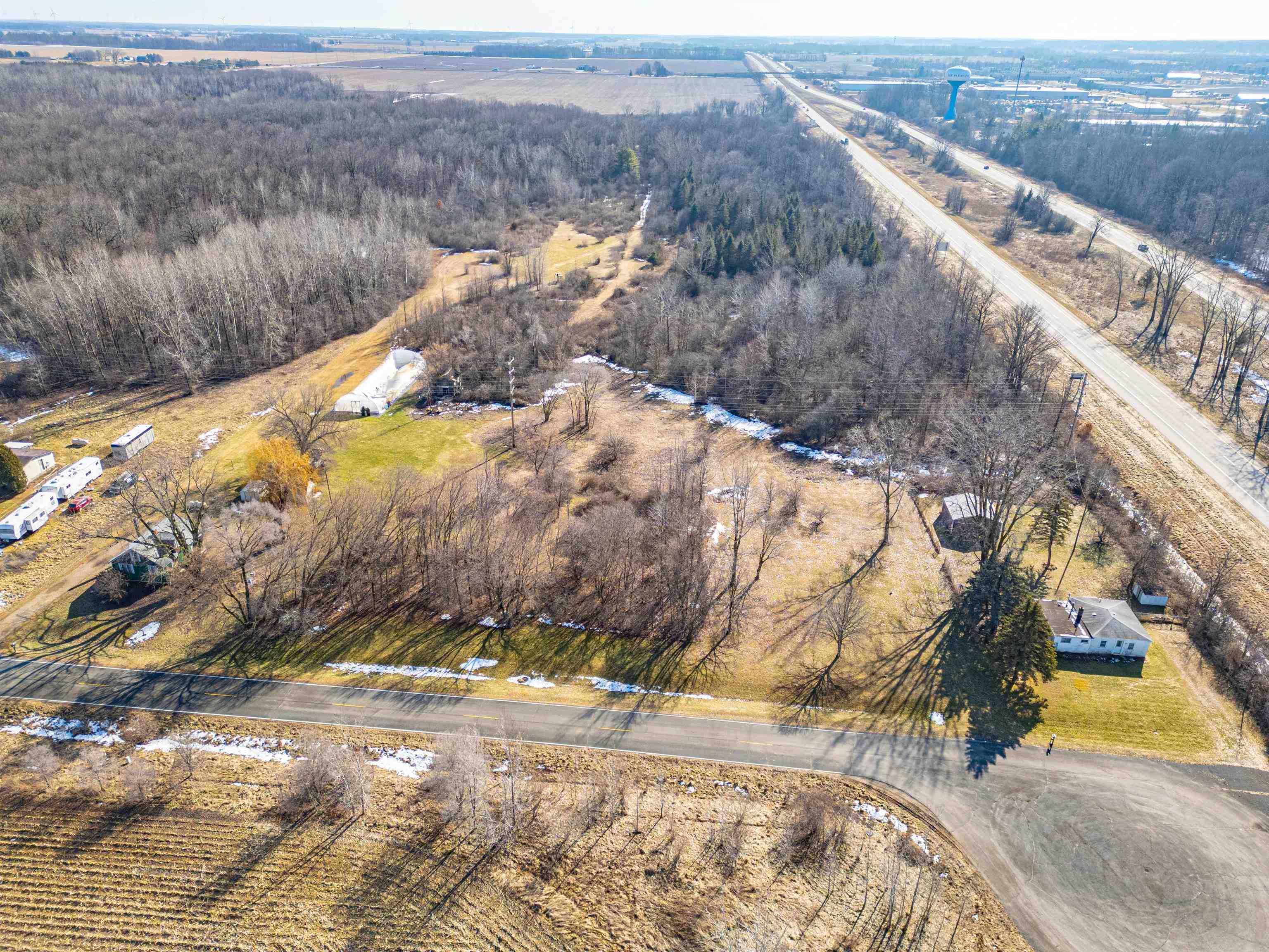 5612 East Remus Road Mount Pleasant, MI 48858 - Photo 1 of 54