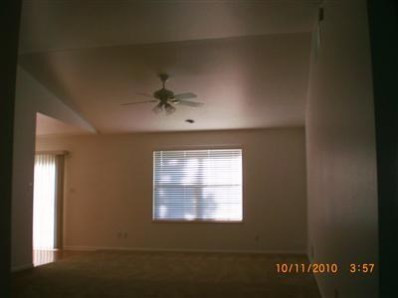 935 B Easy Street Crown Point, IN 46307 - Photo 4 of 10 398x298
