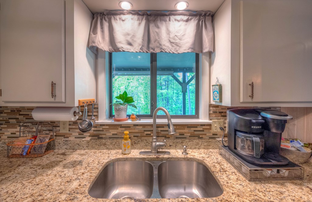 146 Longridge Road Murphy, NC 28906 - Photo 8 of 57