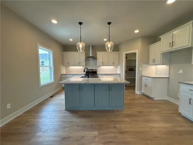 $739,900 | 18220 Northwest Iris Court, Platte City, MO 64079