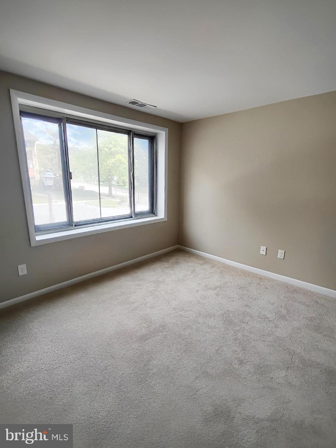 2 Cross Keys Road, Unit 2D Baltimore, MD 21210 - Photo 15 of 21 BEDROOM