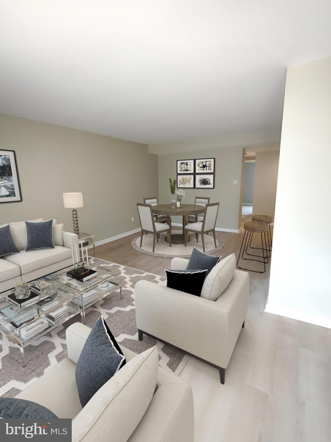 2 Cross Keys Road, Unit 2D Baltimore, MD 21210 - Photo 7 of 21 LIVING ROOM