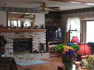 4504 West Dunbar Road Monroe, MI 48161 - Photo 5 of 13 792186-4.JPG