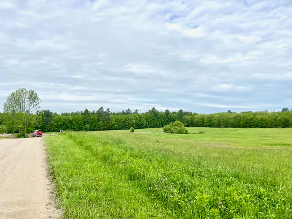 $1,100,000 | 30 Joan Dixon Way, Buxton, ME 04093