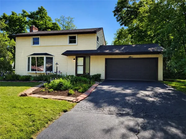 $249,900 | 10 Blossom Circle West, Brighton, NY 14610