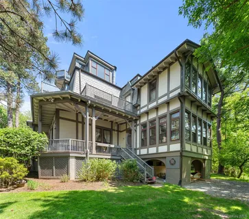 $2,200,000 | 12 C Clinton Avenue, Dobbs Ferry, NY 10522