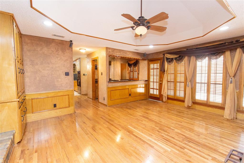 3014 Pecan Ridge Drive Rowlett, TX 75088 - Photo 12 of 29 a view of an empty room with a window