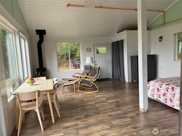 $250,000 | 251 Northeast Yew Tree Lane, Tahuya, WA 98588