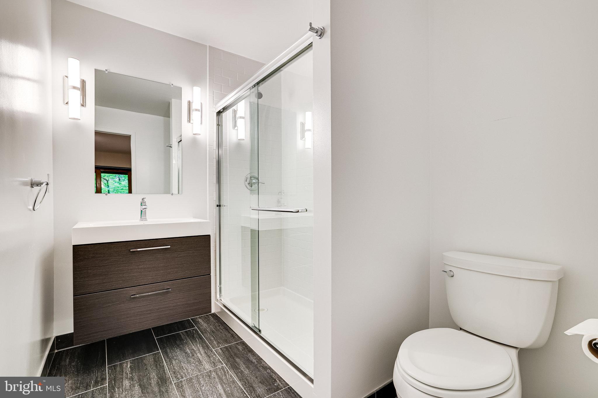 1575 Inlet Court Reston, VA 20190 - Photo 44 of 57 Bathroom