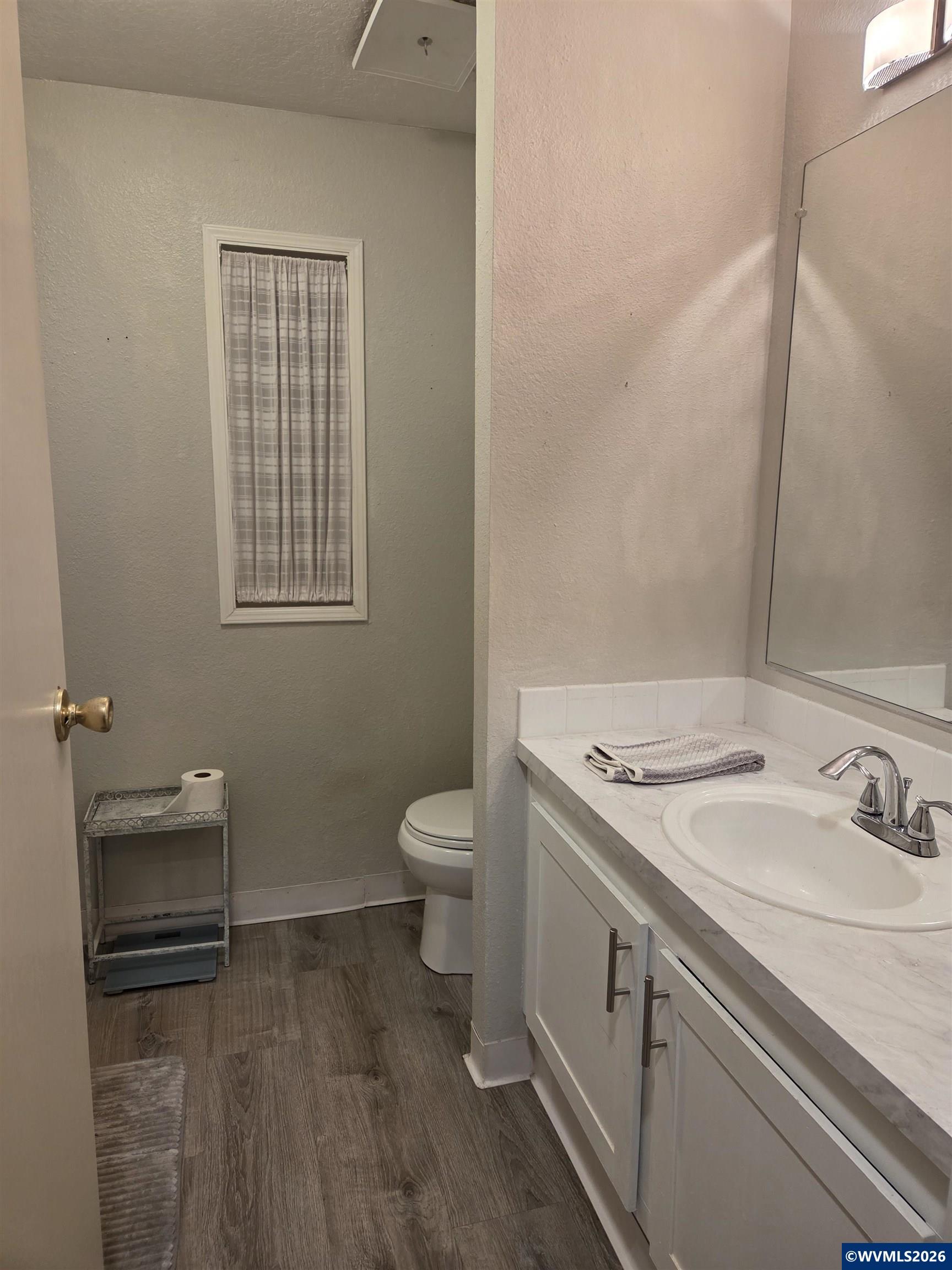 4940 Sunnyside Road Southeast, Unit B8 Salem, OR 97302 - Photo 14 of 24
