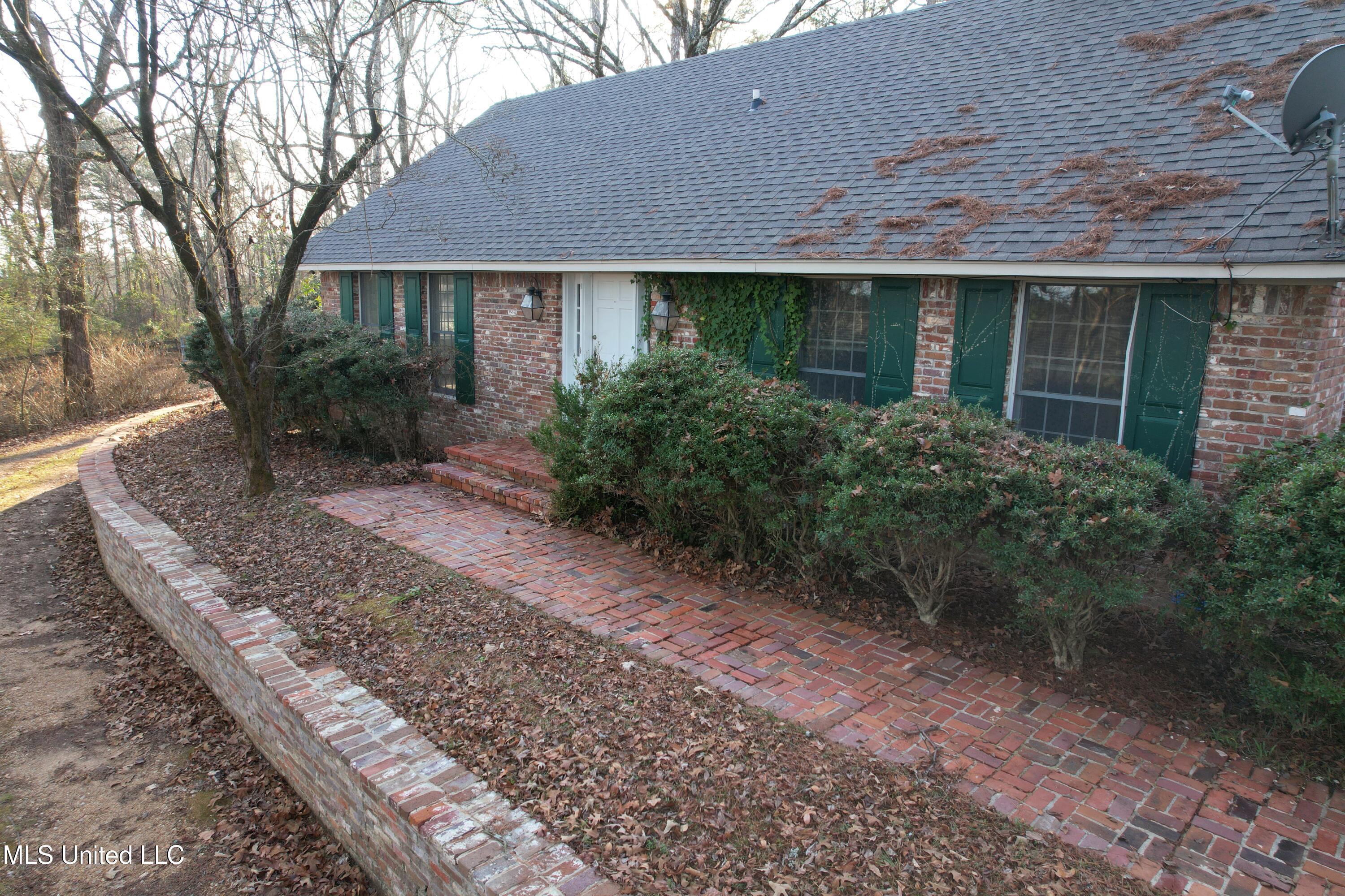 715 Wagner Street Water Valley, MS 38965 - Photo 22 of 30 DJI_0168