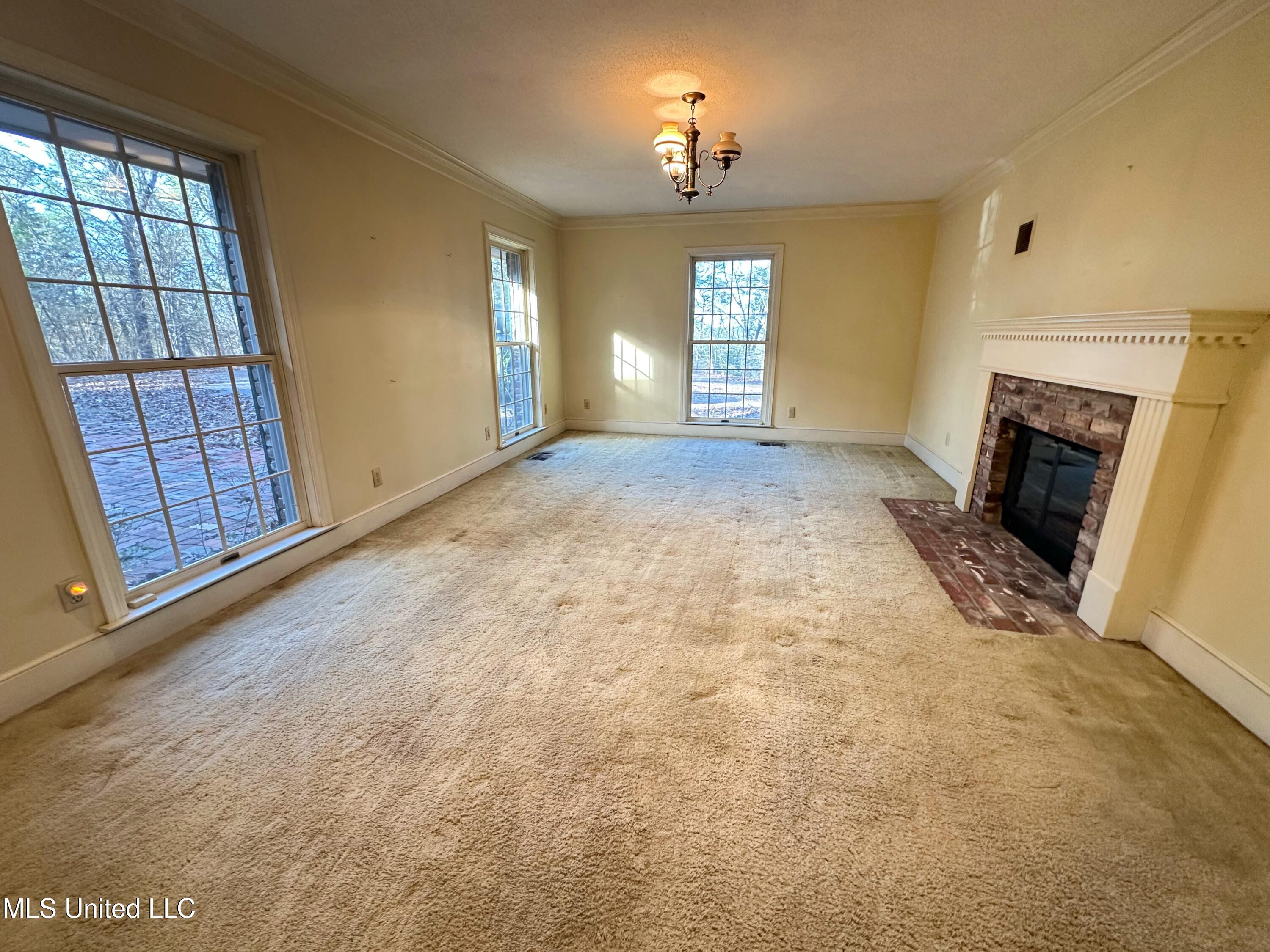 715 Wagner Street Water Valley, MS 38965 - Photo 9 of 30 IMG_2431