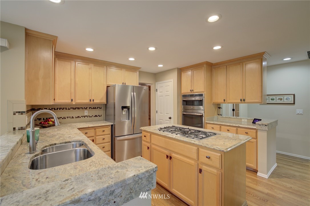 2929 188th Place Southeast Bothell, WA 98012 - Photo 11 of 27 Gallery Image 11
