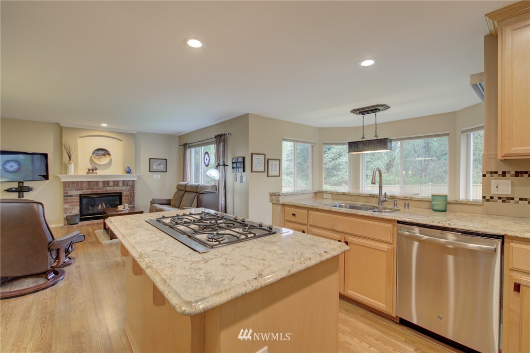 2929 188th Place Southeast Bothell, WA 98012 - Photo 12 of 27 Gallery Image 12