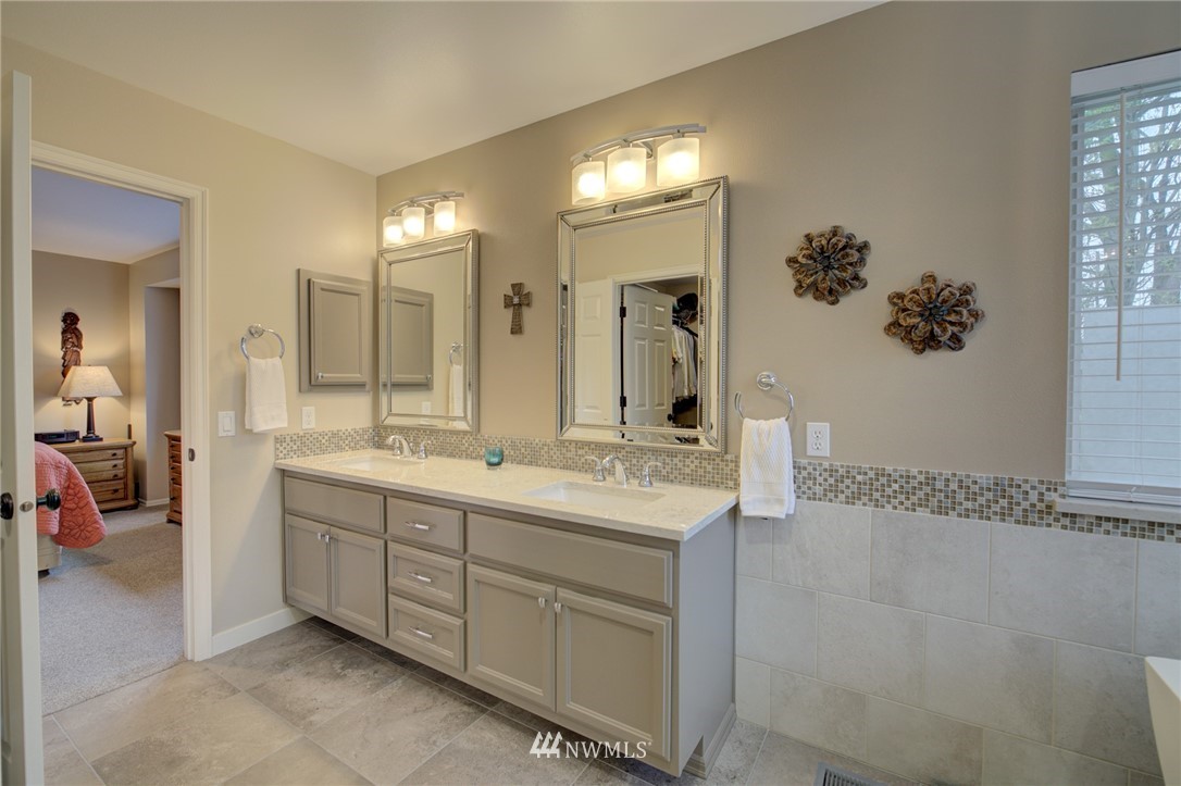 2929 188th Place Southeast Bothell, WA 98012 - Photo 19 of 27 Gallery Image 19