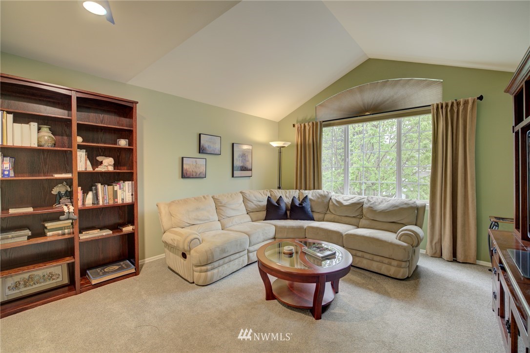 2929 188th Place Southeast Bothell, WA 98012 - Photo 20 of 27 Gallery Image 20