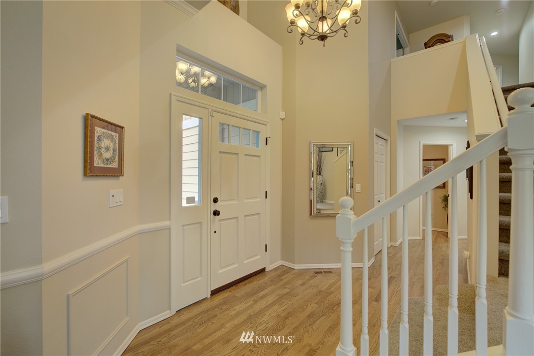 2929 188th Place Southeast Bothell, WA 98012 - Photo 3 of 27 Gallery Image 3