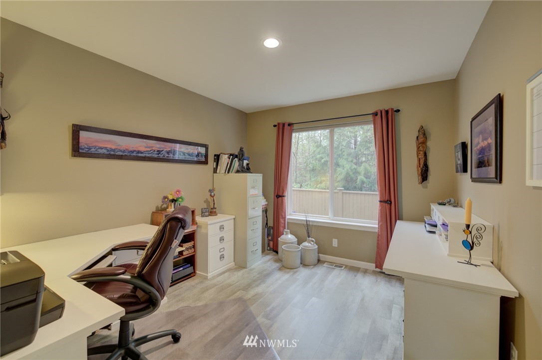 2929 188th Place Southeast Bothell, WA 98012 - Photo 24 of 27 Gallery Image 24